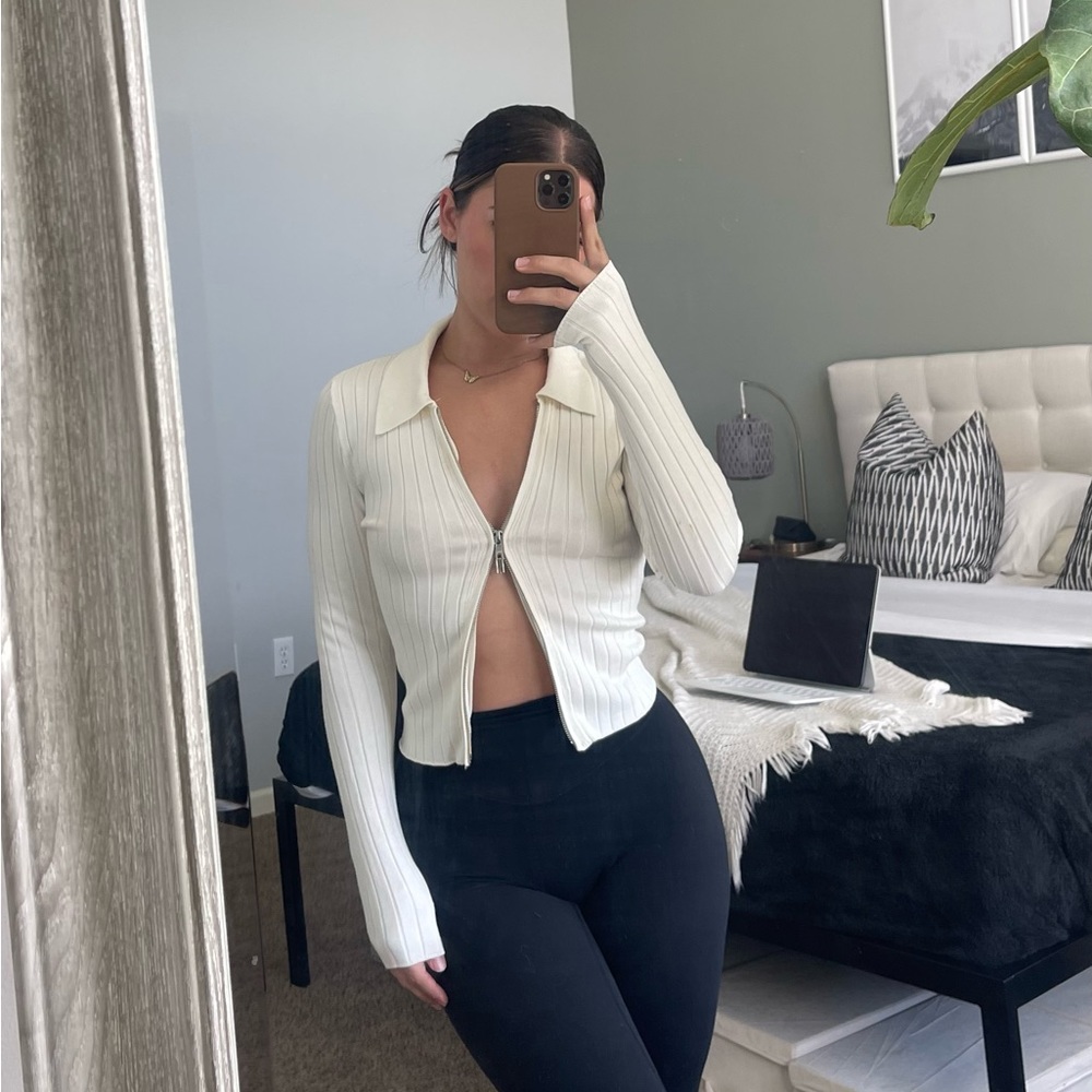 Abercrombie double zip sweater top